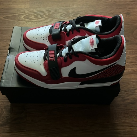 Air Jordan Legacy 312 Low. Only worn twice - Picture 2 of 8